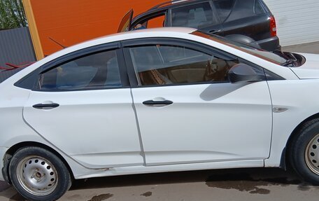Hyundai Solaris II рестайлинг, 2014 год, 740 000 рублей, 5 фотография