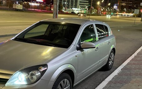 Opel Astra H, 2004 год, 430 000 рублей, 3 фотография