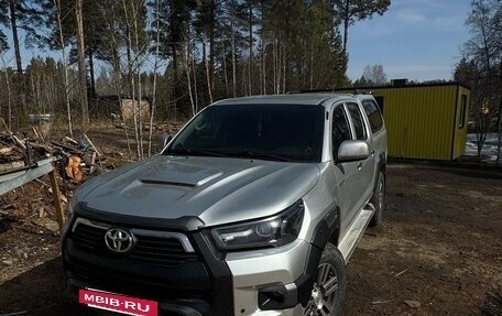 Toyota Hilux VII, 2011 год, 2 050 000 рублей, 3 фотография
