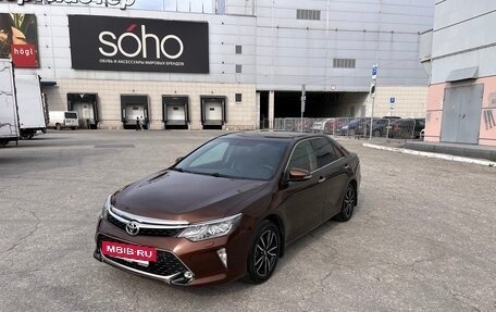 Toyota Camry, 2017 год, 2 350 000 рублей, 5 фотография