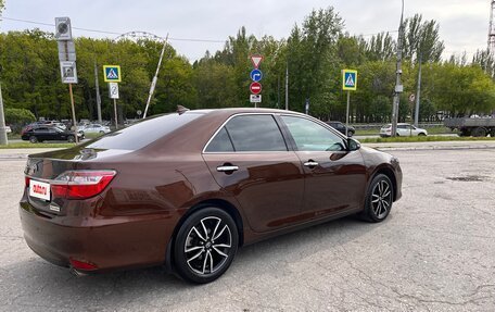 Toyota Camry, 2017 год, 2 350 000 рублей, 14 фотография