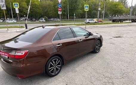 Toyota Camry, 2017 год, 2 350 000 рублей, 15 фотография