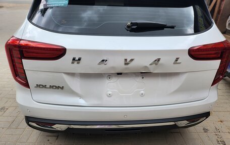 Haval Jolion, 2023 год, 1 820 000 рублей, 14 фотография