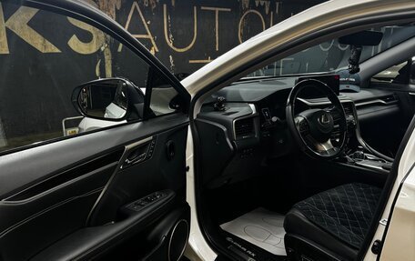 Lexus RX IV рестайлинг, 2021 год, 6 200 000 рублей, 6 фотография