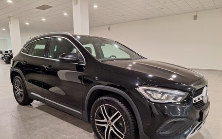 Mercedes-Benz GLA, 2020 год, 2 800 000 рублей, 4 фотография