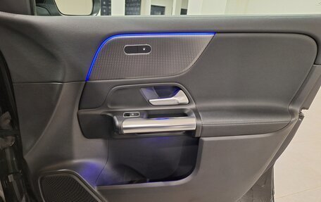 Mercedes-Benz GLA, 2020 год, 2 800 000 рублей, 19 фотография
