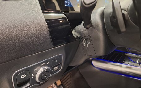 Mercedes-Benz GLA, 2020 год, 2 800 000 рублей, 21 фотография