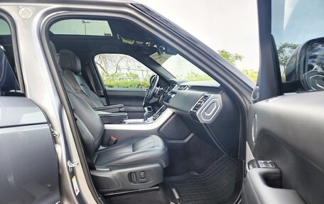 Land Rover Range Rover Sport II, 2022 год, 6 650 000 рублей, 12 фотография