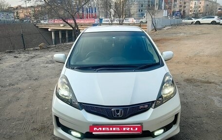 Honda Fit III, 2011 год, 1 035 000 рублей, 2 фотография