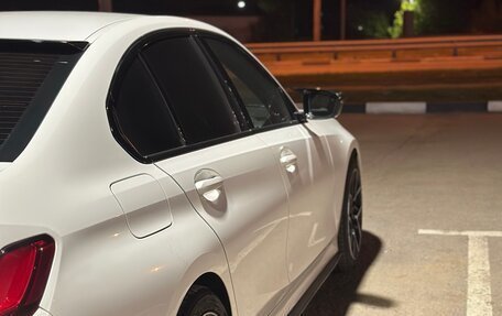 BMW 3 серия, 2019 год, 3 000 000 рублей, 15 фотография