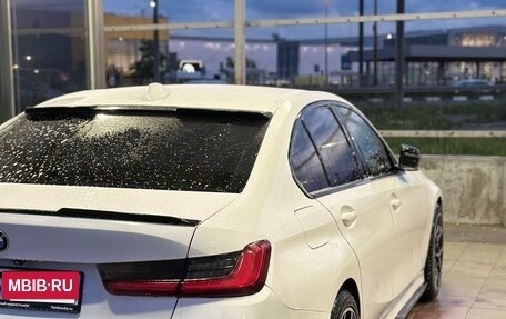 BMW 3 серия, 2019 год, 3 000 000 рублей, 10 фотография