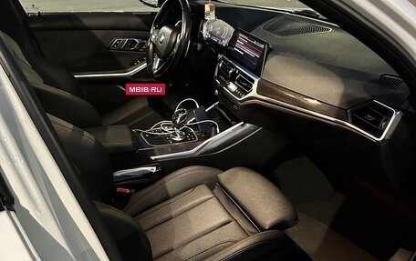 BMW 3 серия, 2019 год, 3 000 000 рублей, 6 фотография