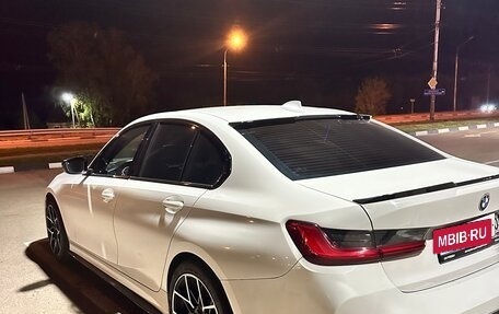 BMW 3 серия, 2019 год, 3 000 000 рублей, 11 фотография