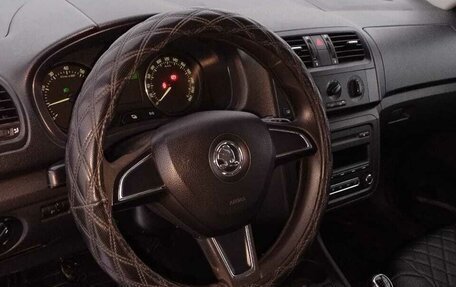 Skoda Fabia II, 2014 год, 595 000 рублей, 6 фотография