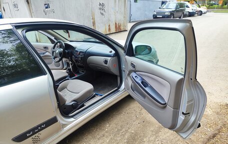 Nissan Almera, 2001 год, 230 000 рублей, 2 фотография