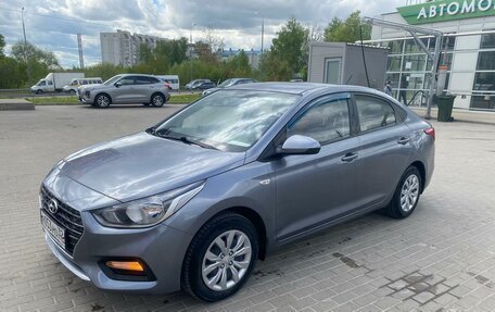 Hyundai Solaris II рестайлинг, 2018 год, 1 550 000 рублей, 3 фотография