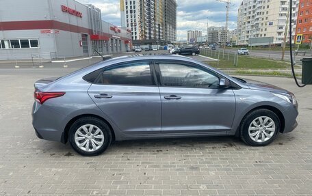 Hyundai Solaris II рестайлинг, 2018 год, 1 550 000 рублей, 7 фотография