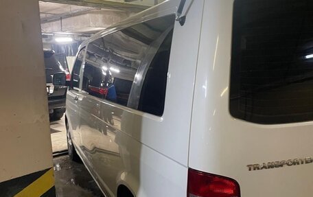 Volkswagen Transporter T5 рестайлинг, 2005 год, 1 495 000 рублей, 2 фотография