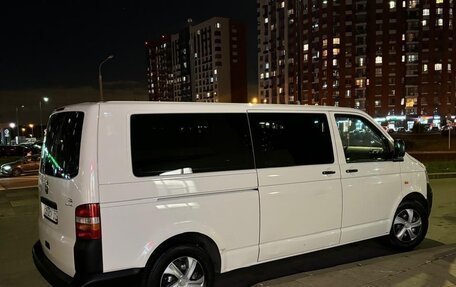 Volkswagen Transporter T5 рестайлинг, 2005 год, 1 495 000 рублей, 14 фотография