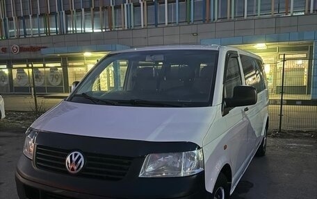 Volkswagen Transporter T5 рестайлинг, 2005 год, 1 495 000 рублей, 16 фотография