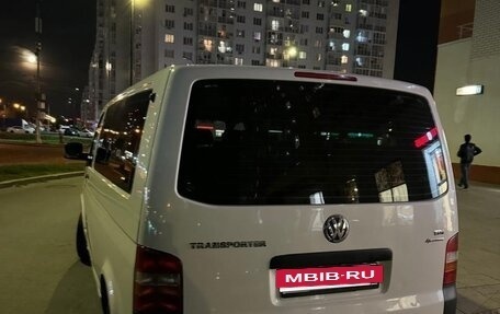 Volkswagen Transporter T5 рестайлинг, 2005 год, 1 495 000 рублей, 8 фотография