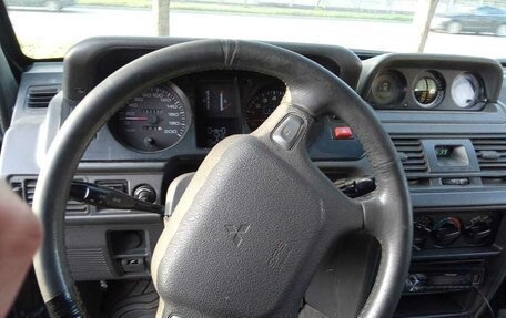 Mitsubishi Pajero III рестайлинг, 1993 год, 900 000 рублей, 7 фотография