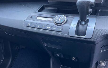 Honda Freed I, 2009 год, 1 015 000 рублей, 19 фотография