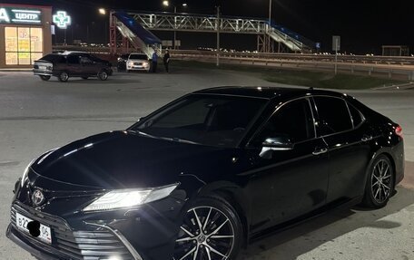 Toyota Camry, 2018 год, 2 660 000 рублей, 3 фотография