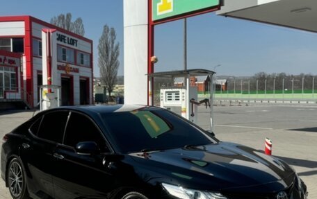 Toyota Camry, 2018 год, 2 660 000 рублей, 4 фотография