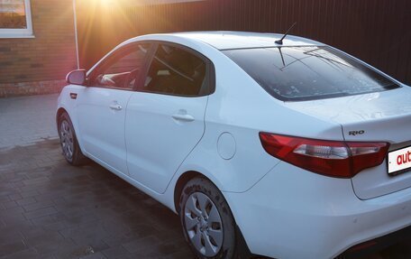 KIA Rio III рестайлинг, 2012 год, 990 000 рублей, 5 фотография
