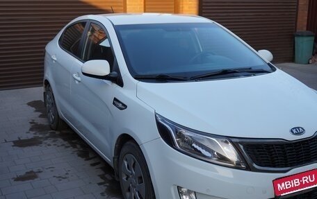 KIA Rio III рестайлинг, 2012 год, 990 000 рублей, 3 фотография