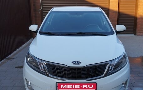 KIA Rio III рестайлинг, 2012 год, 990 000 рублей, 2 фотография