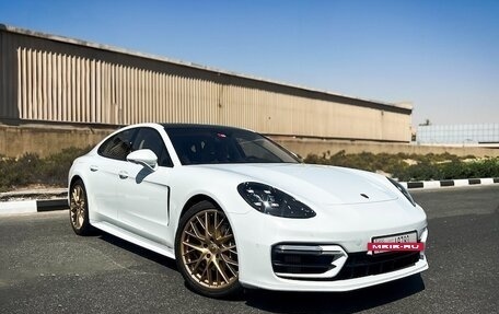 Porsche Panamera II рестайлинг, 2022 год, 8 815 000 рублей, 3 фотография