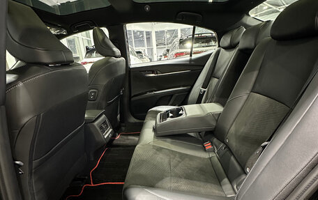 Toyota Camry, 2024 год, 3 900 000 рублей, 10 фотография