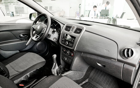 Renault Sandero II рестайлинг, 2019 год, 1 130 000 рублей, 13 фотография