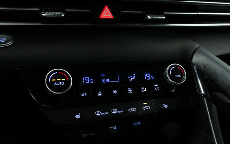 Hyundai Elantra, 2021 год, 1 850 000 рублей, 17 фотография