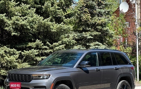 Jeep Grand Cherokee, 2022 год, 7 150 000 рублей, 2 фотография