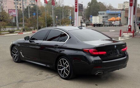 BMW 5 серия, 2022 год, 5 750 000 рублей, 3 фотография