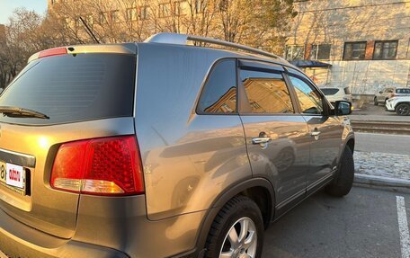KIA Sorento II рестайлинг, 2011 год, 1 040 000 рублей, 2 фотография