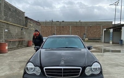 Mercedes-Benz C-Класс, 2003 год, 450 000 рублей, 1 фотография