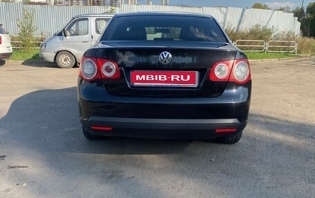 Volkswagen Jetta VI, 2009 год, 595 000 рублей, 1 фотография