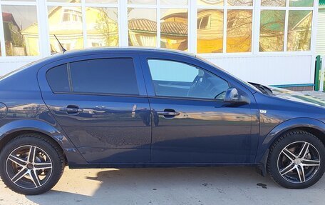 Opel Astra H, 2011 год, 310 000 рублей, 2 фотография