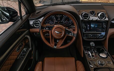 Bentley Bentayga I, 2016 год, 12 000 000 рублей, 12 фотография
