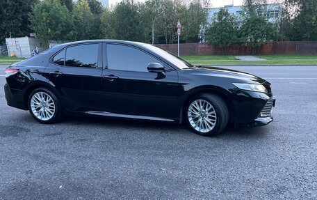 Toyota Camry, 2018 год, 3 200 000 рублей, 16 фотография