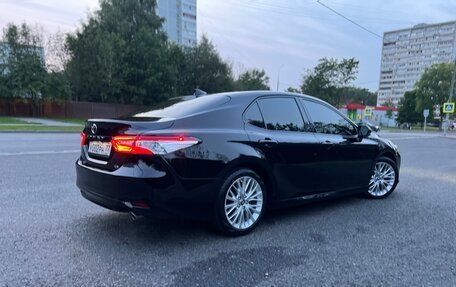 Toyota Camry, 2018 год, 3 200 000 рублей, 14 фотография