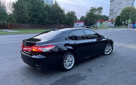 Toyota Camry, 2018 год, 3 200 000 рублей, 15 фотография