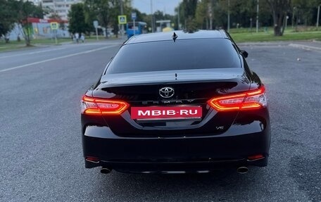Toyota Camry, 2018 год, 3 200 000 рублей, 12 фотография