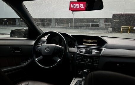 Mercedes-Benz E-Класс, 2010 год, 1 380 000 рублей, 8 фотография