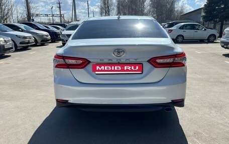 Toyota Camry, 2019 год, 3 030 000 рублей, 14 фотография