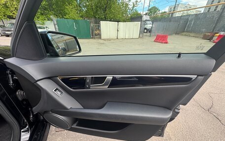 Mercedes-Benz C-Класс, 2013 год, 2 700 000 рублей, 19 фотография